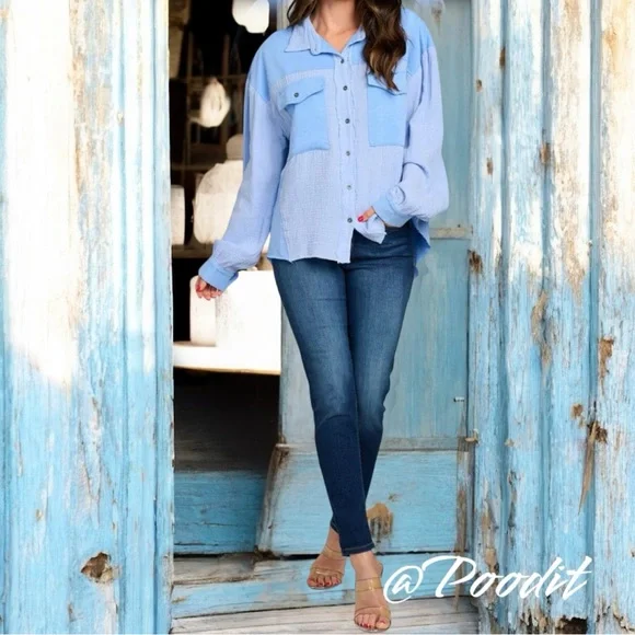 FANTASTIC FAWN oversized washed out light blue button front top Sz S M L - Picture 3 of 9